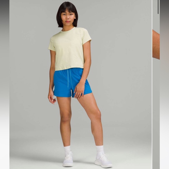 Lululemon Stretch Luxtreme High Rise Short 3.5” - Poolside NEVER WORN STILL TAG - Picture 5 of 10